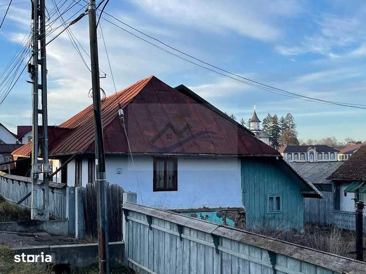 Casă cu 3 camere cu Teren 3700 Mp în Bunești