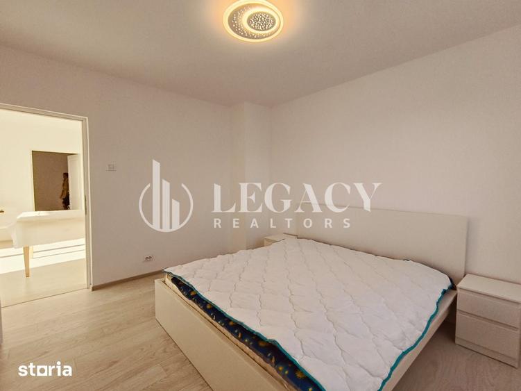 Casă cu 10 camere cu Teren 1000 Mp în Păcurari
