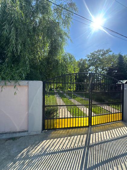 Vânzare vilă + 2000 mp teren - 59
