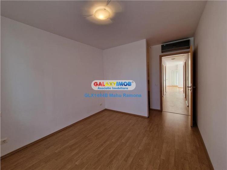 Apartament cu 3 camere decomandat în Sud-Vest