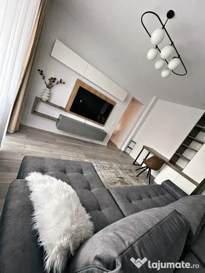 Apartament cu 2 camere decomandat în 13 Septembrie