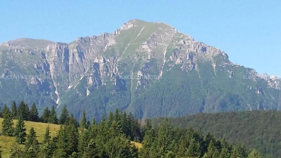 Teren Construcții intravilan de 13000 mp, în Râșnov Romacril