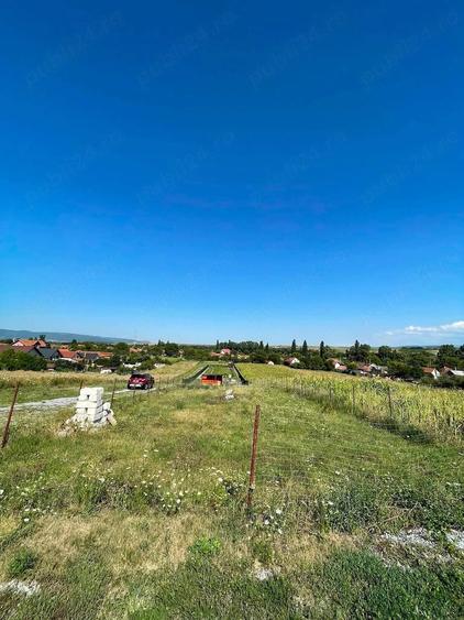 Teren de 820 mp, în Central