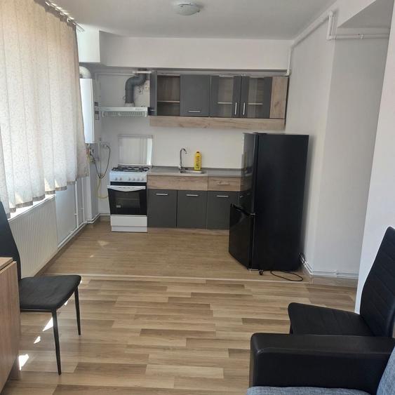 Apartament cu 2 camere semidecomandat, mobilat în Astra