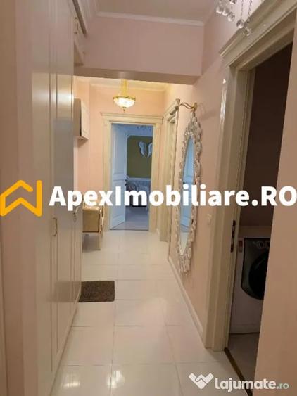Apartament cu 3 camere decomandat în Lujerului