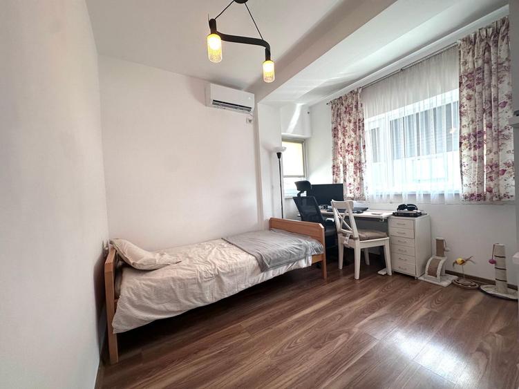 Apartament cu 3 camere decomandat, mobilat în Braytim