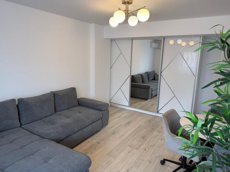 Apartament cu 2 camere decomandat, mobilat în Theodor Pallady