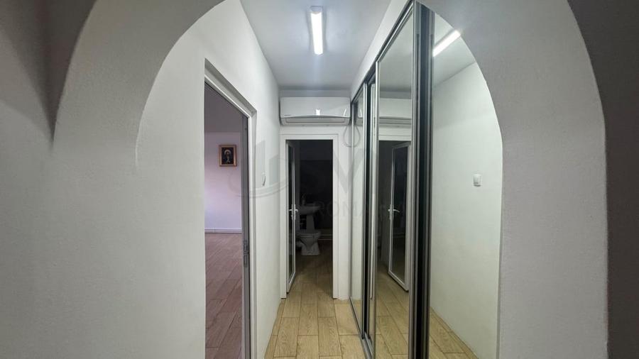 Apartament cu 2 camere decomandat în Colentina