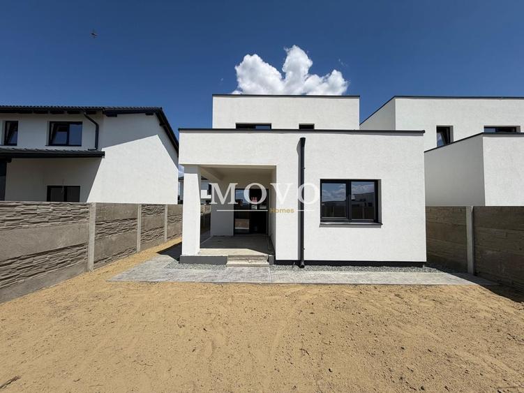 Duplex cu 4 camere cu Canalizare în Săcălaz