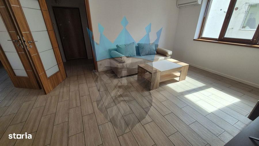Apartament cu 3 camere, mobilat în Berceni