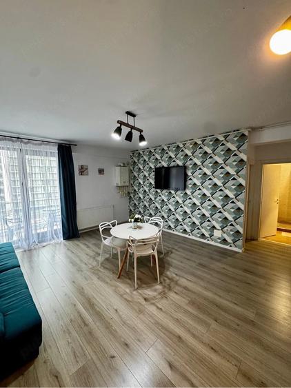 Apartament cu 2 camere semidecomandat în Năvodari Tabără