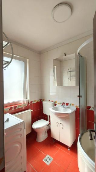 Apartament cu 2 camere decomandat în Florești