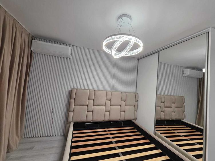 Apartament cu 2 camere decomandat în Roșu