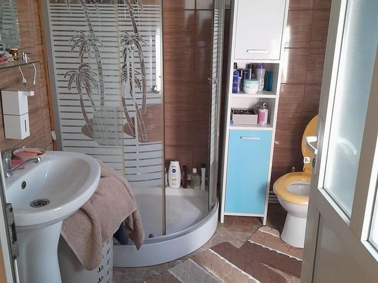 Casă individuală cu 3 camere cu Teren 500 Mp în Robănești