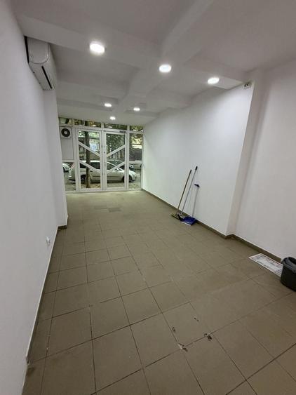 Spațiu comercial, de 30 mp, în Exterior Vest