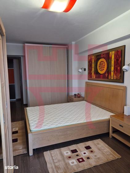 Apartament cu 3 camere în Plopilor
