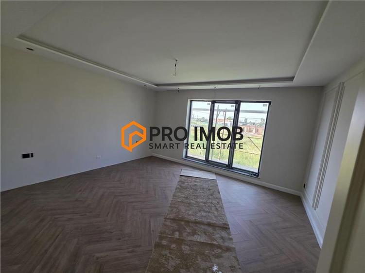 Casă individuală cu 5 camere cu Canalizare în Câmpineanca