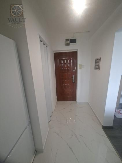 Apartament cu 2 camere semidecomandat, mobilat în Alexandru Obregia