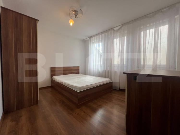 Casă individuală cu 3 camere cu Canalizare în Ultracentral