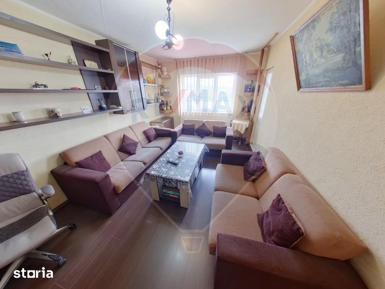 Apartament cu 3 camere decomandat, mobilat în Central