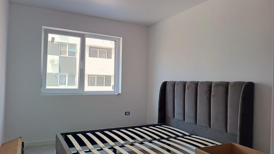 Apartament cu 3 camere decomandat în Militari