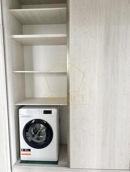 Apartament cu 2 camere semidecomandat, mobilat în Giroc