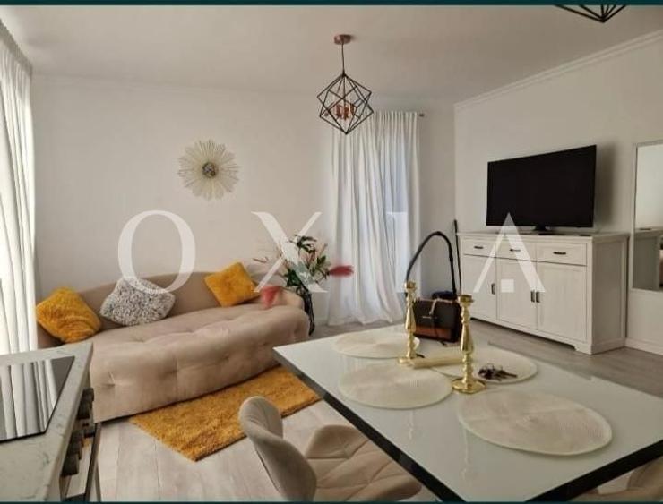 Apartament cu 2 camere semidecomandat, mobilat în Giroc