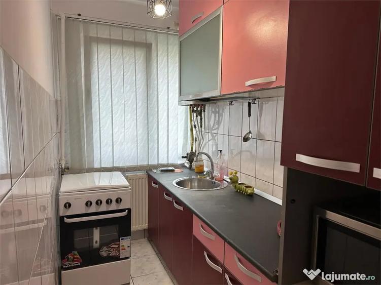 Apartament cu 2 camere semidecomandat în Central