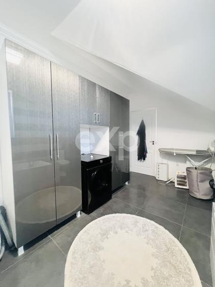 Duplex cu 3 camere cu Canalizare în Vladimirescu