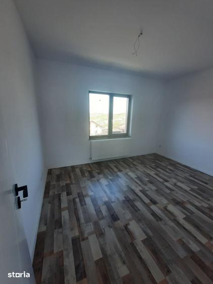 Casă cu 3 camere cu Teren 350 Mp în Ciurea