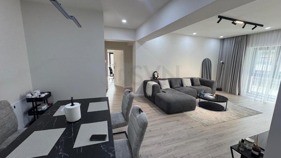 Apartament cu 3 camere decomandat în Pipera
