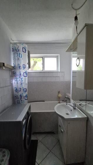 Apartament cu 2 camere semidecomandat în Hărmanului