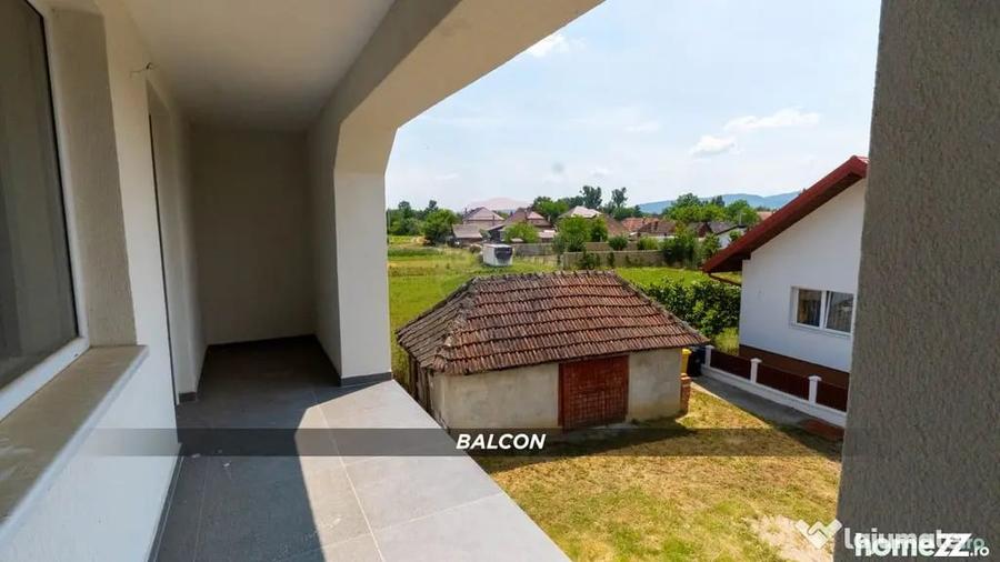 Casă cu 5 camere cu Teren 600 Mp în Mireșu Mare