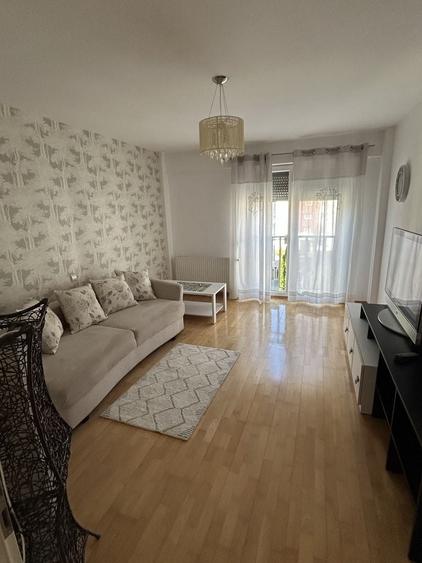 Apartament cu 2 camere decomandat în Răcădău