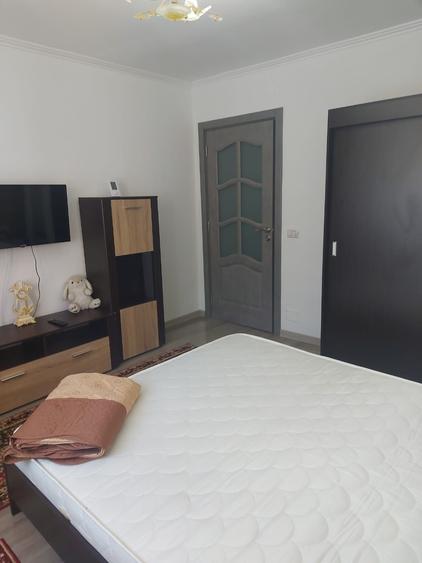 Apartament cu 2 camere decomandat în Mărăței