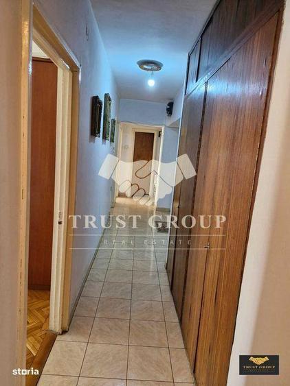 Apartament cu 3 camere decomandat în Domenii