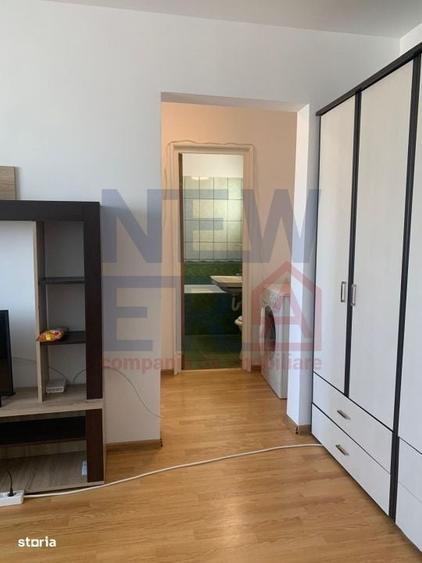 Apartament cu 2 camere semidecomandat în Berceni