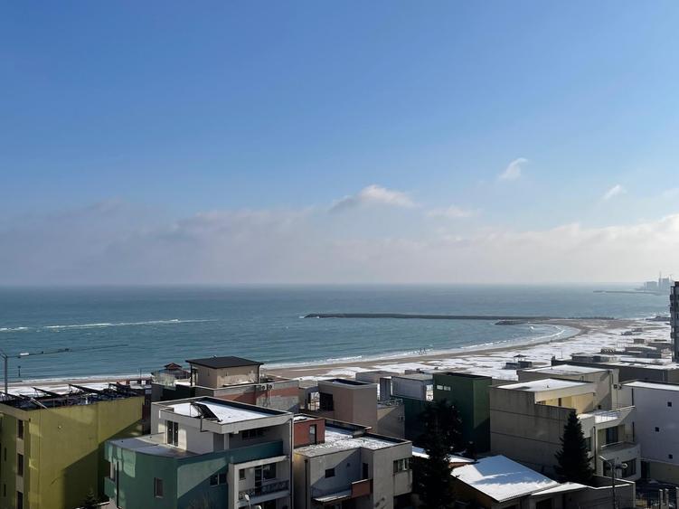 Apartament cu 2 camere decomandat, mobilat în Faleza Nord