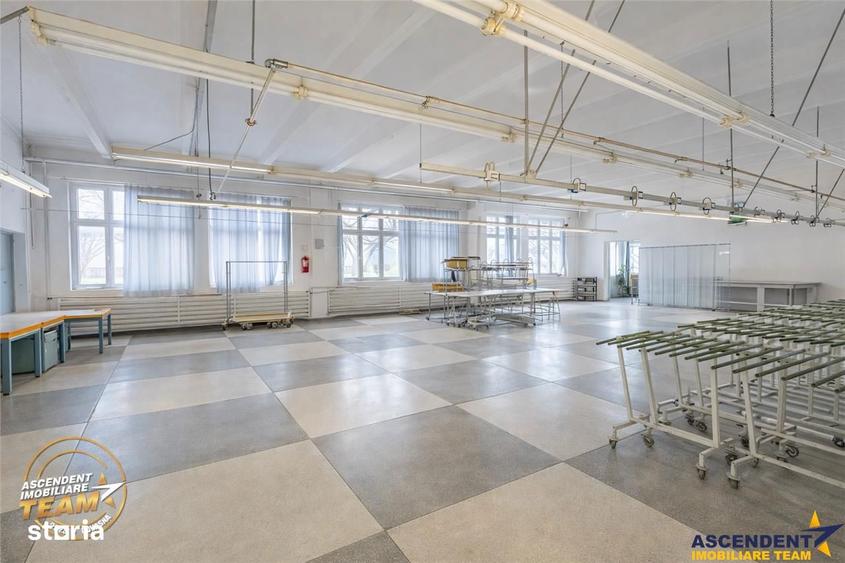 Spațiu comercial, de 4,560 mp, în Brețcu