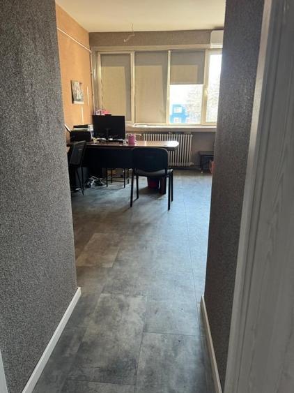 Birou, de 20 mp, în Brâncoveanu