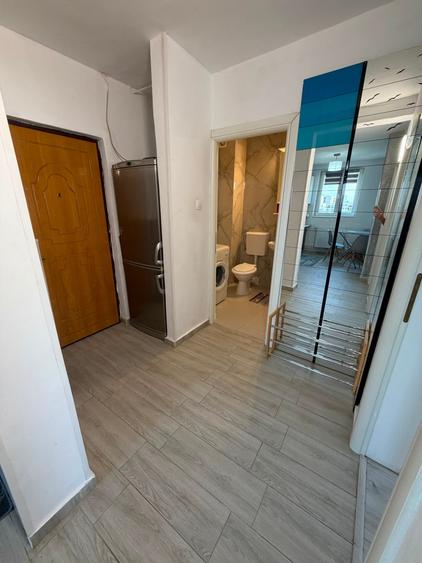 Apartament cu 2 camere decomandat în Circumvalațiunii