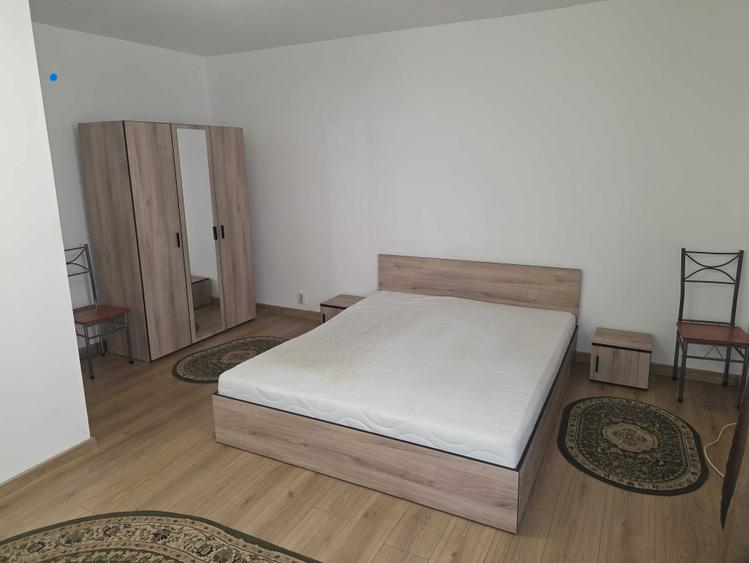 Garsonieră decomandată în Prundu