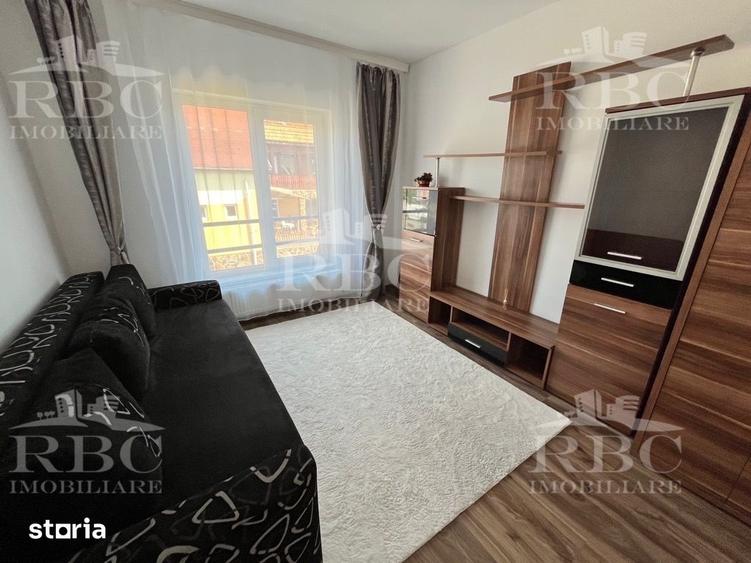 Casă cu 5 camere cu Canalizare în Iris
