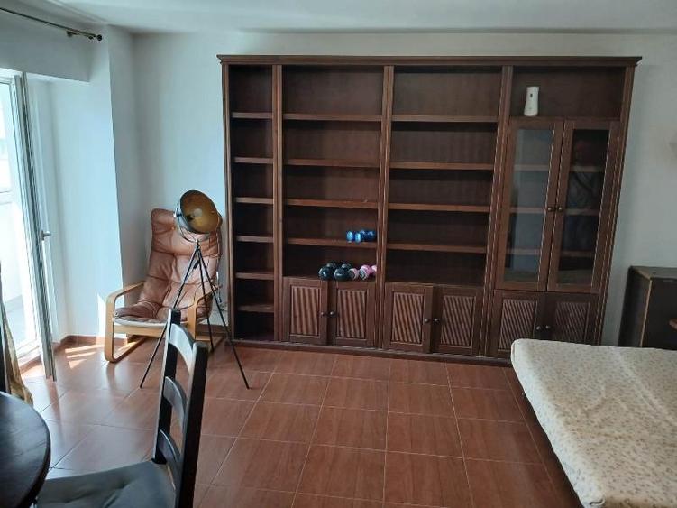 Garsonieră decomandată în Timpuri Noi