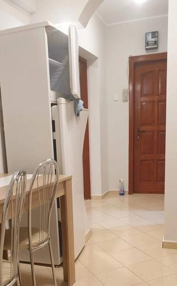 Garsonieră decomandată în Traian
