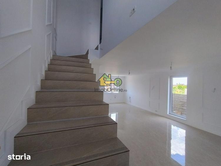 Casă cu 4 camere cu Teren 300 Mp în Șag