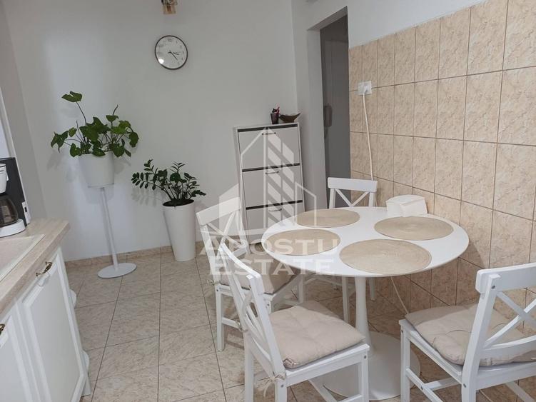 Apartament cu 2 camere semidecomandat, mobilat în Lipovei