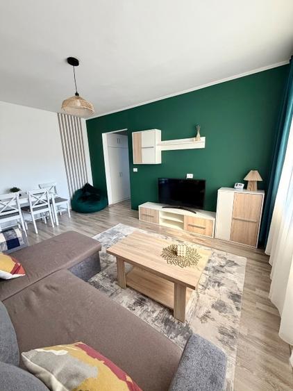 Apartament cu 2 camere decomandat, mobilat în P-ța Gării