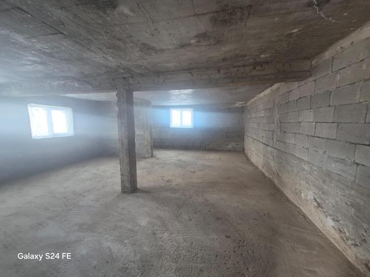 Casă individuală cu 6 camere cu Teren 800 Mp în Agârcia
