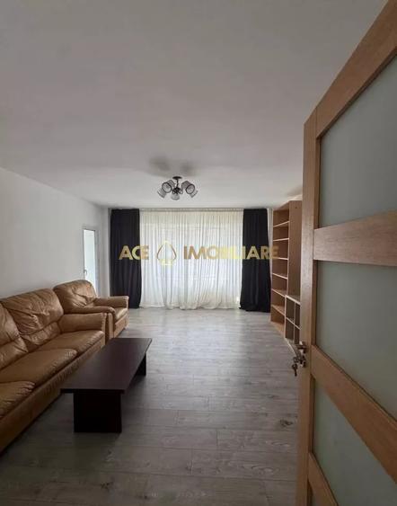 Apartament cu 3 camere decomandat, mobilat în Octavian Goga